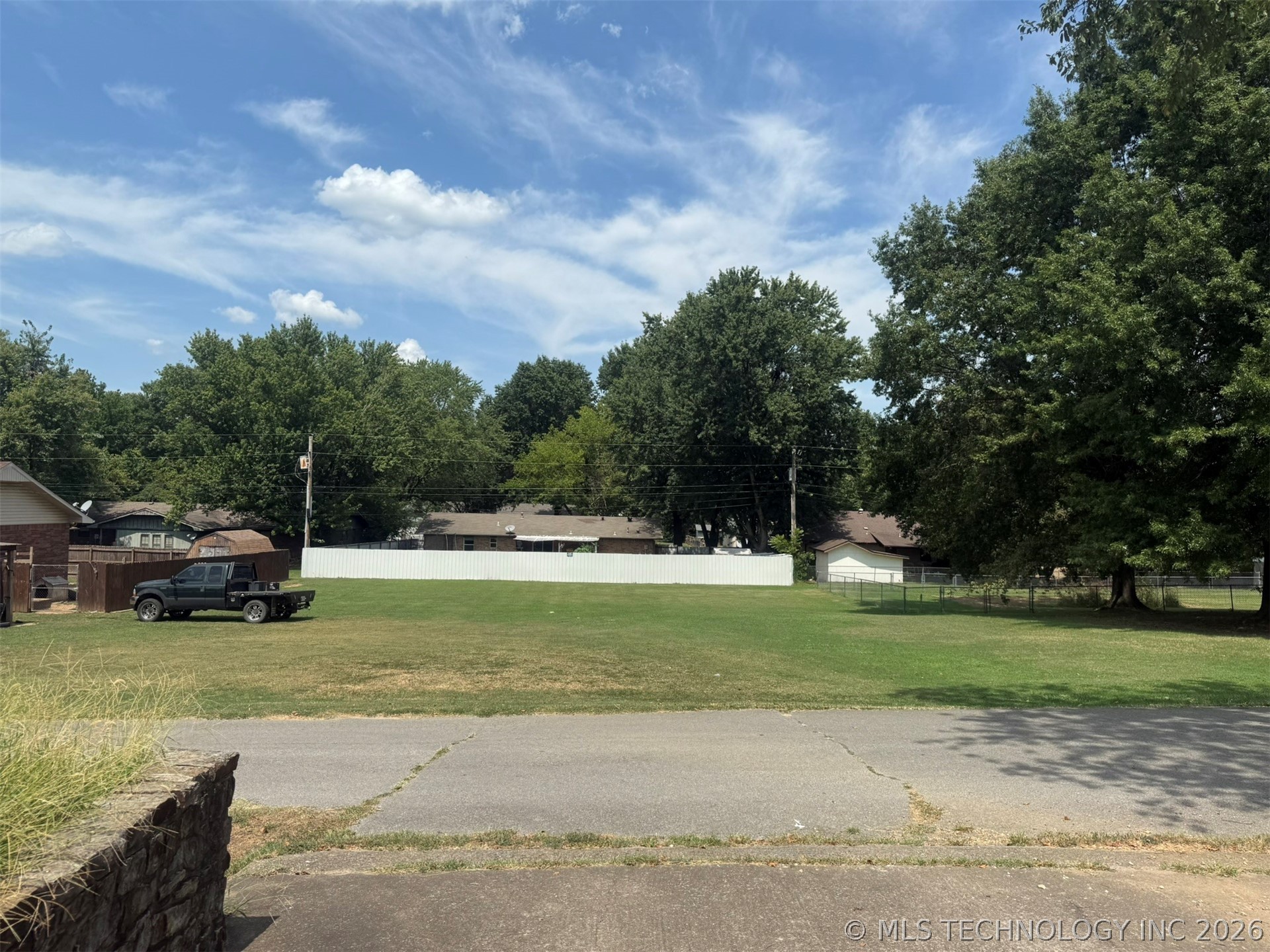 912 W Cedar Street Stilwell OK 74960