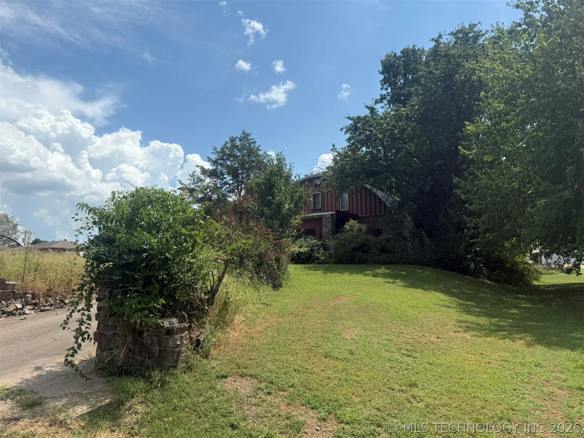 912 W Cedar Street Stilwell OK 74960