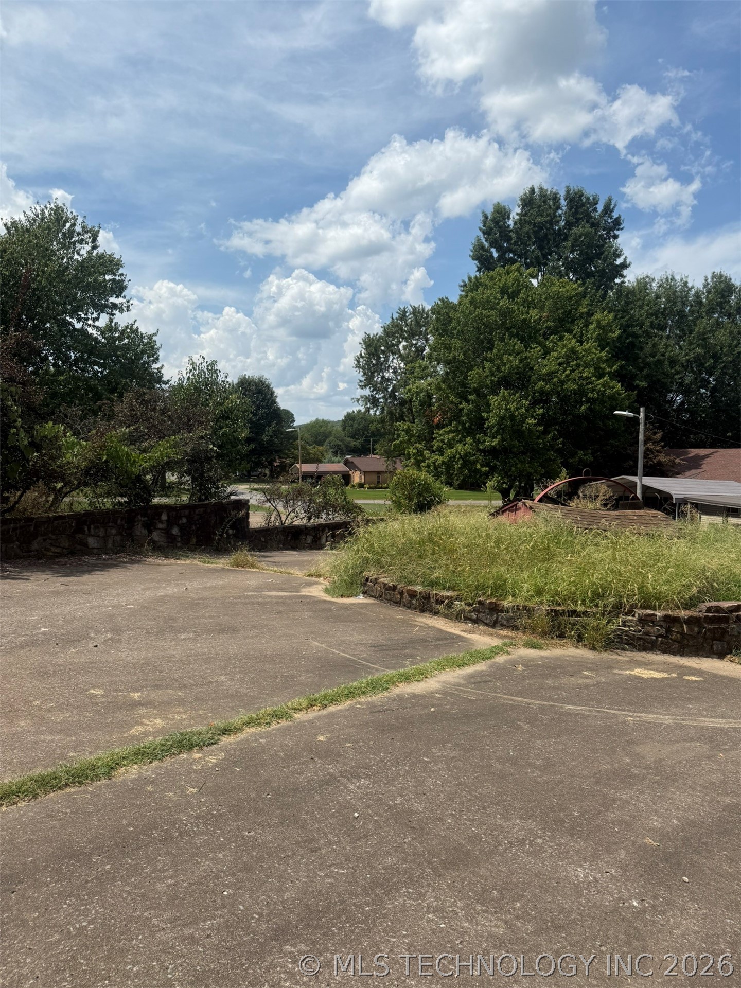 912 W Cedar Street Stilwell OK 74960
