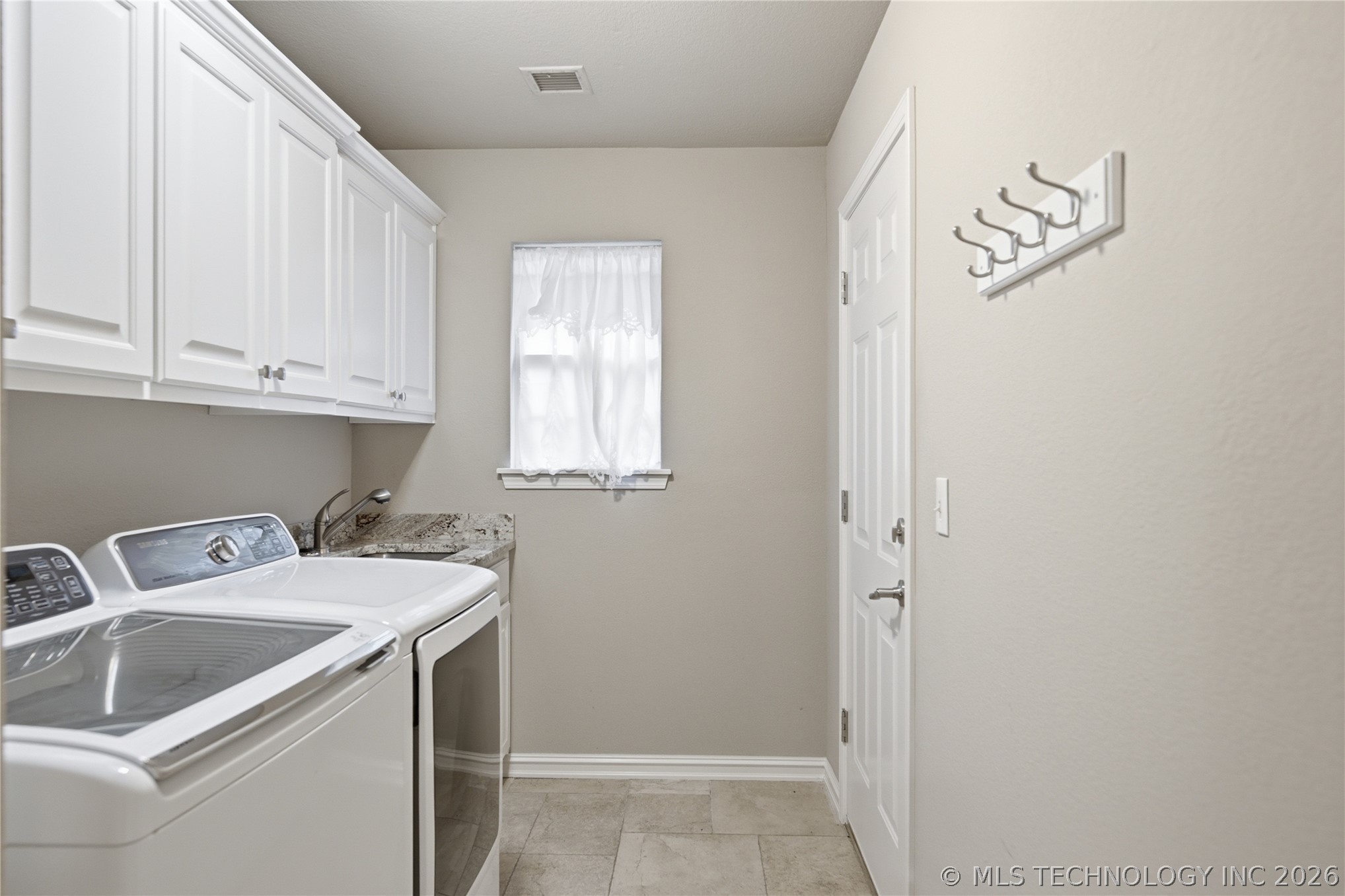 1501 N Umbrella Avenue Broken Arrow OK 74012
