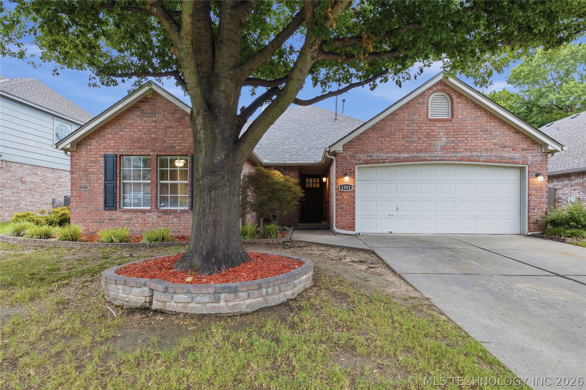1501 N Umbrella Avenue Broken Arrow OK 74012