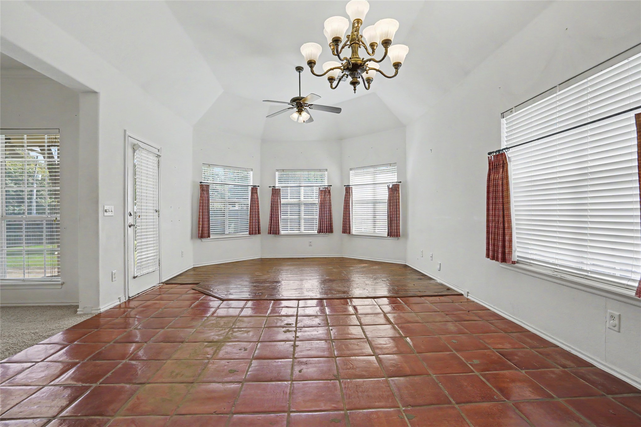 7136 E 82nd Street Tulsa OK 74133