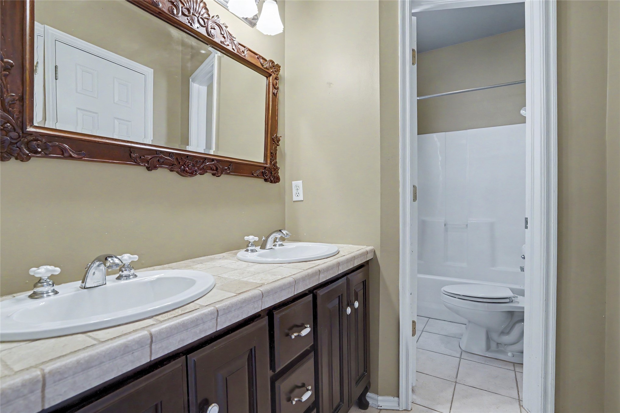 7136 E 82nd Street Tulsa OK 74133