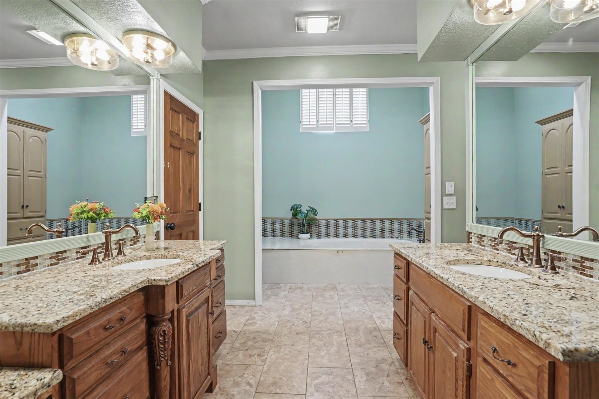 8919 S Lakewood Avenue Tulsa OK 74137