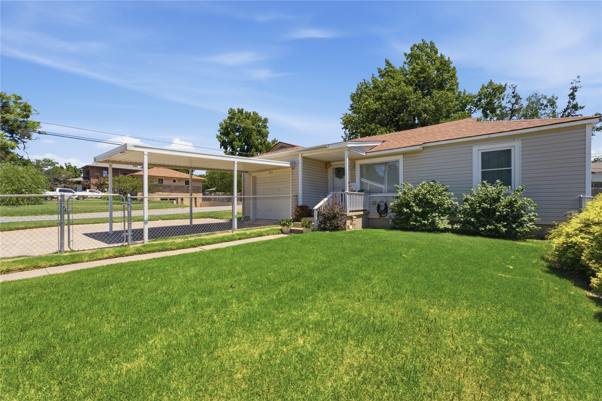 921 N Main Street Sand Springs OK 74063