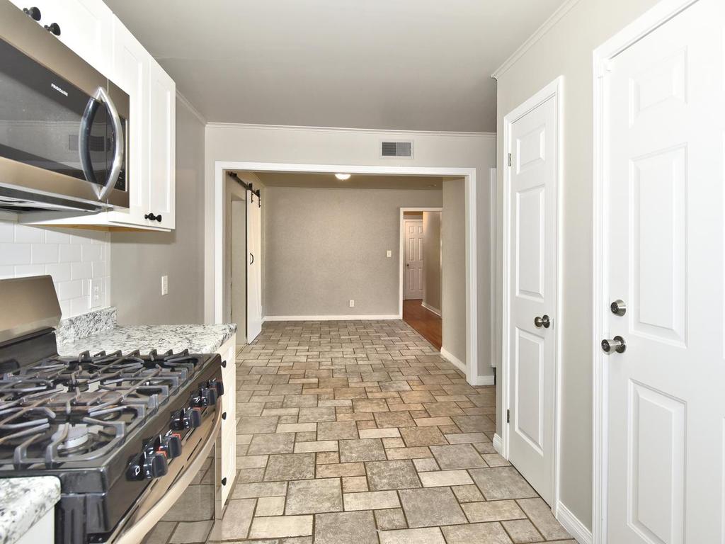 337 S 48th Westavenue Tulsa OK 74127