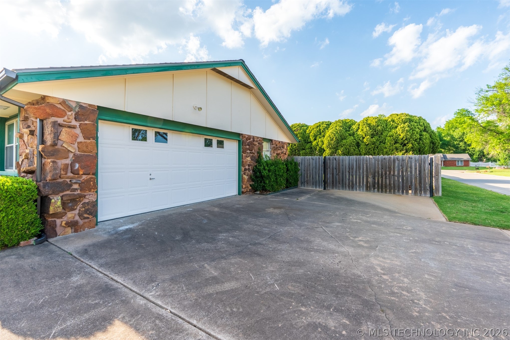 104 W Timberlane Court Broken Arrow OK 74011