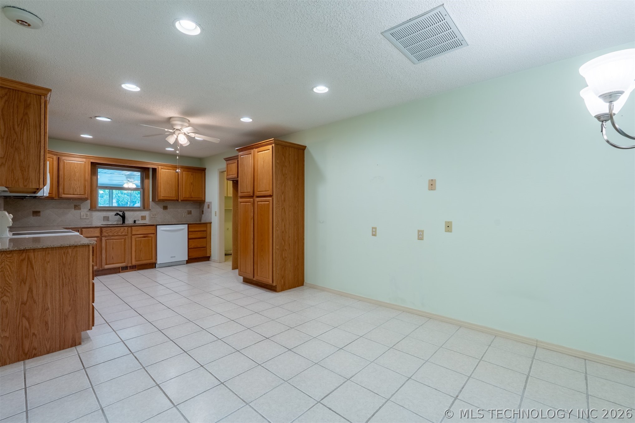 104 W Timberlane Court Broken Arrow OK 74011