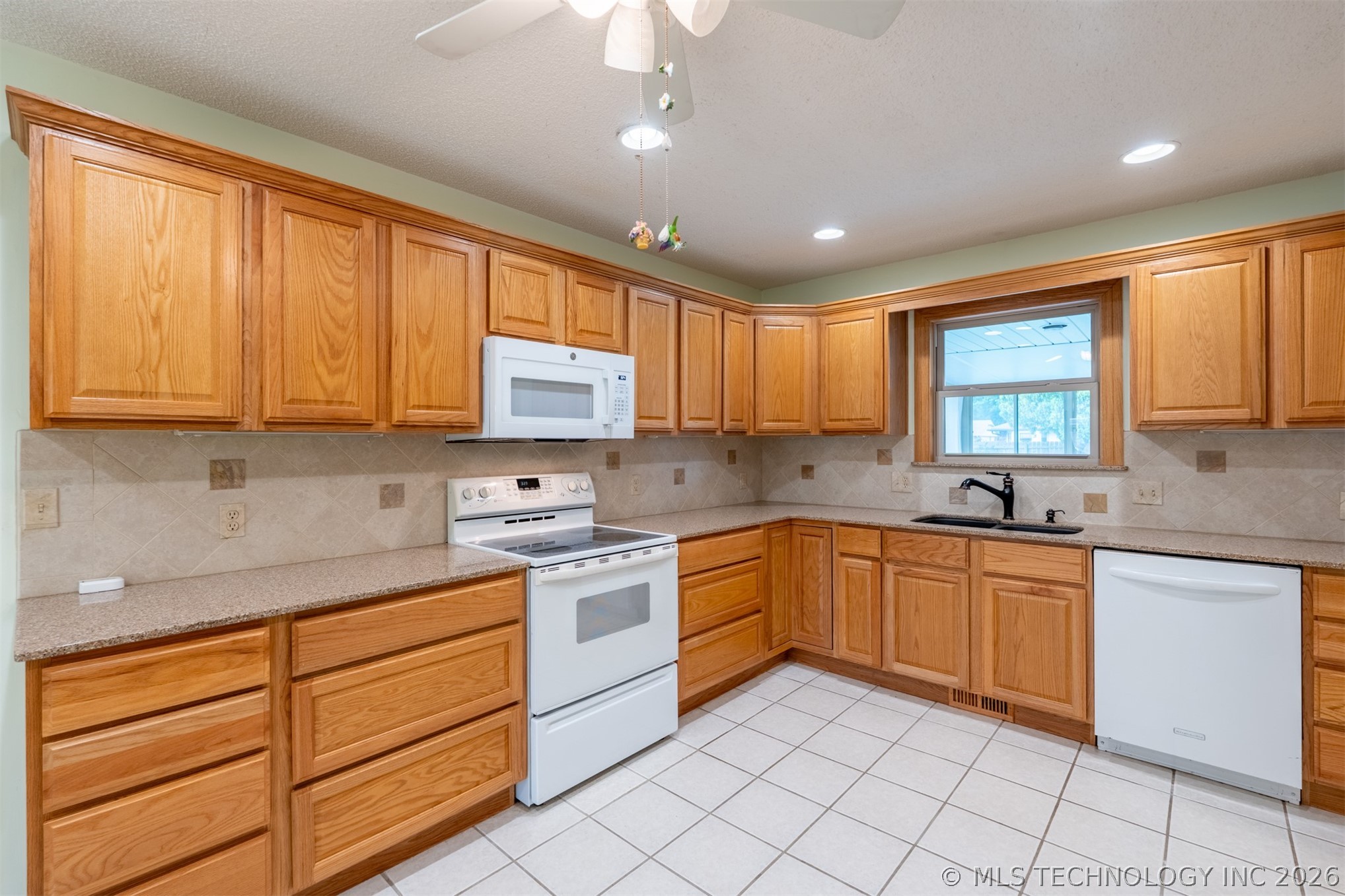 104 W Timberlane Court Broken Arrow OK 74011