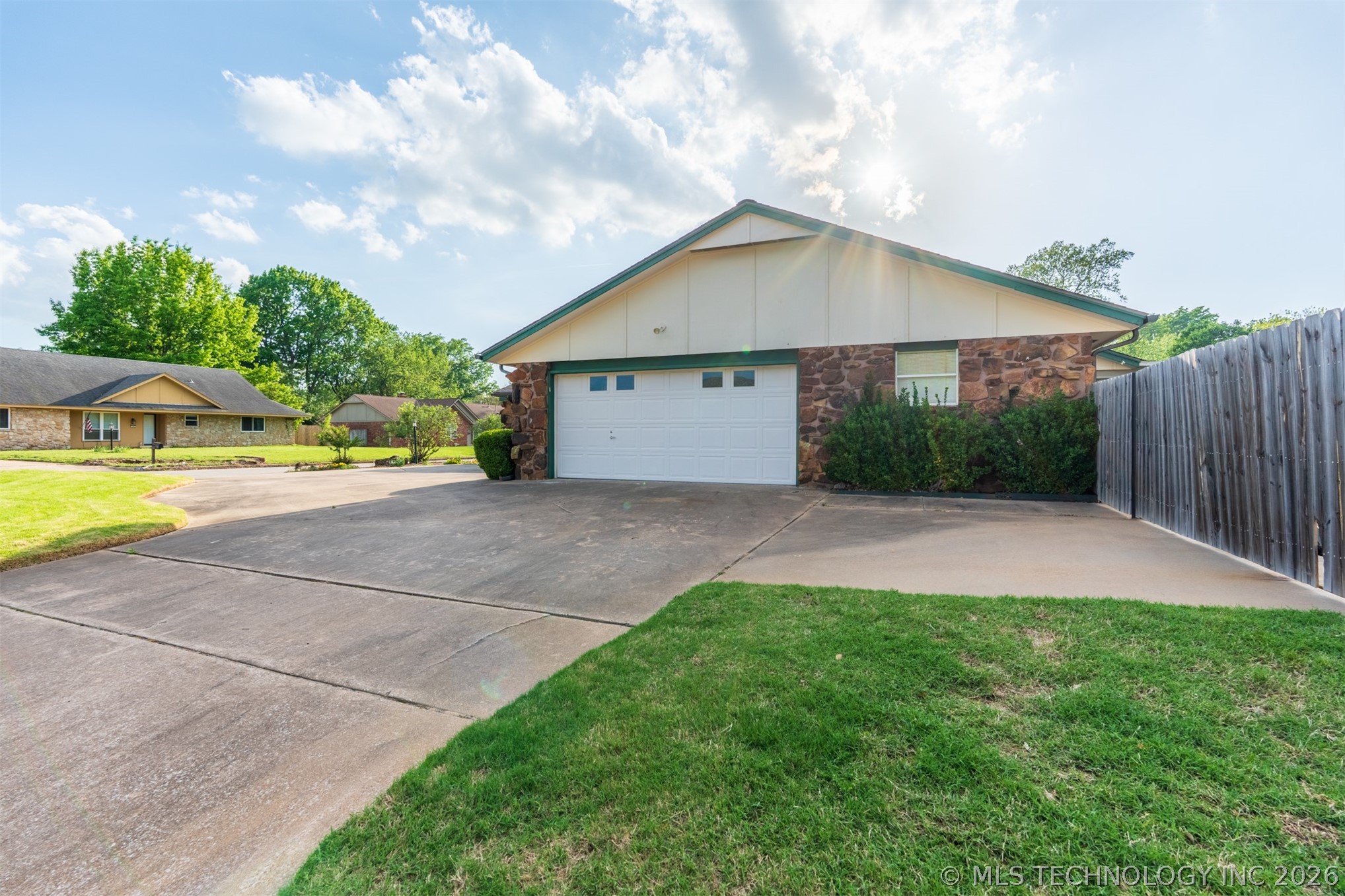 104 W Timberlane Court Broken Arrow OK 74011