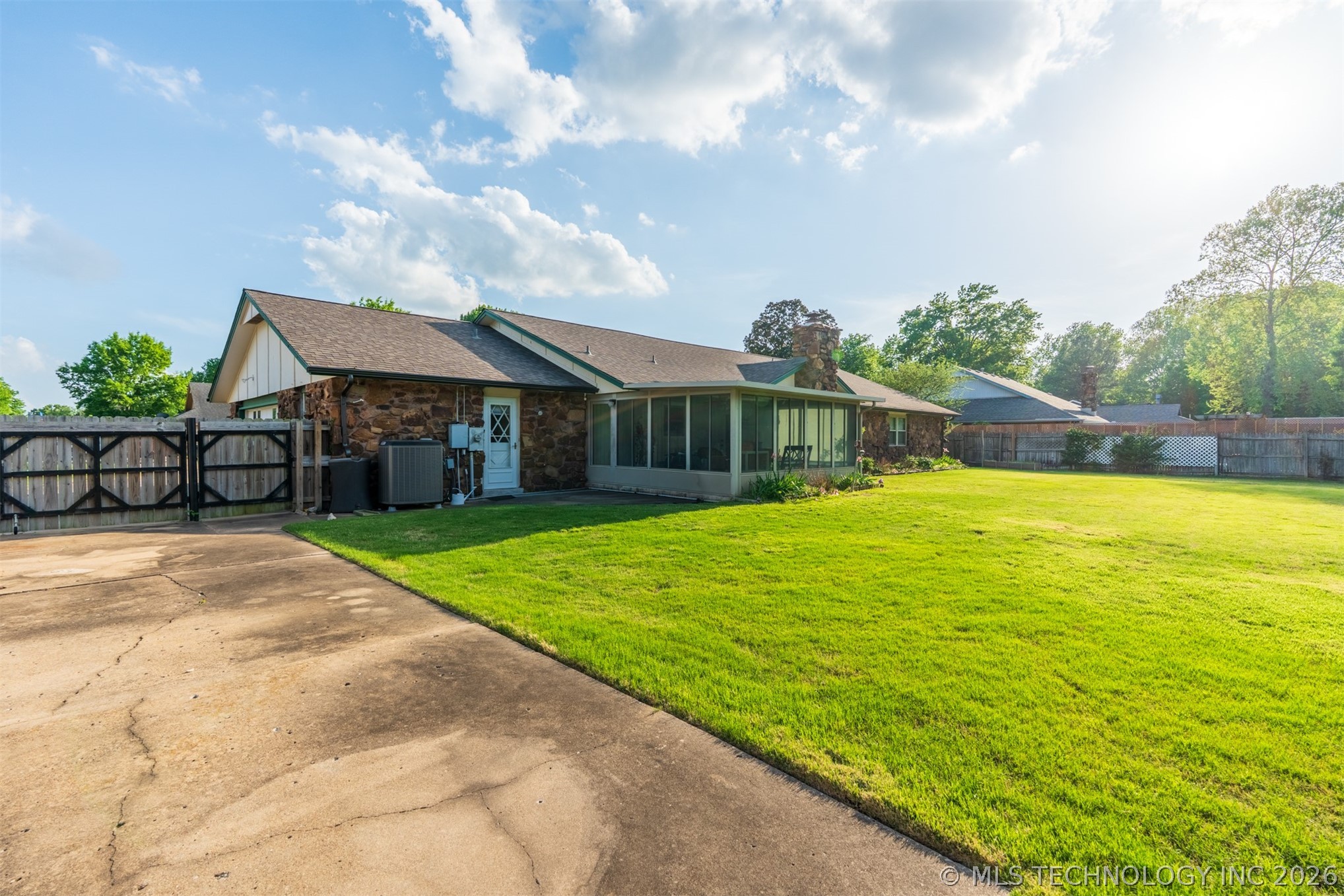 104 W Timberlane Court Broken Arrow OK 74011