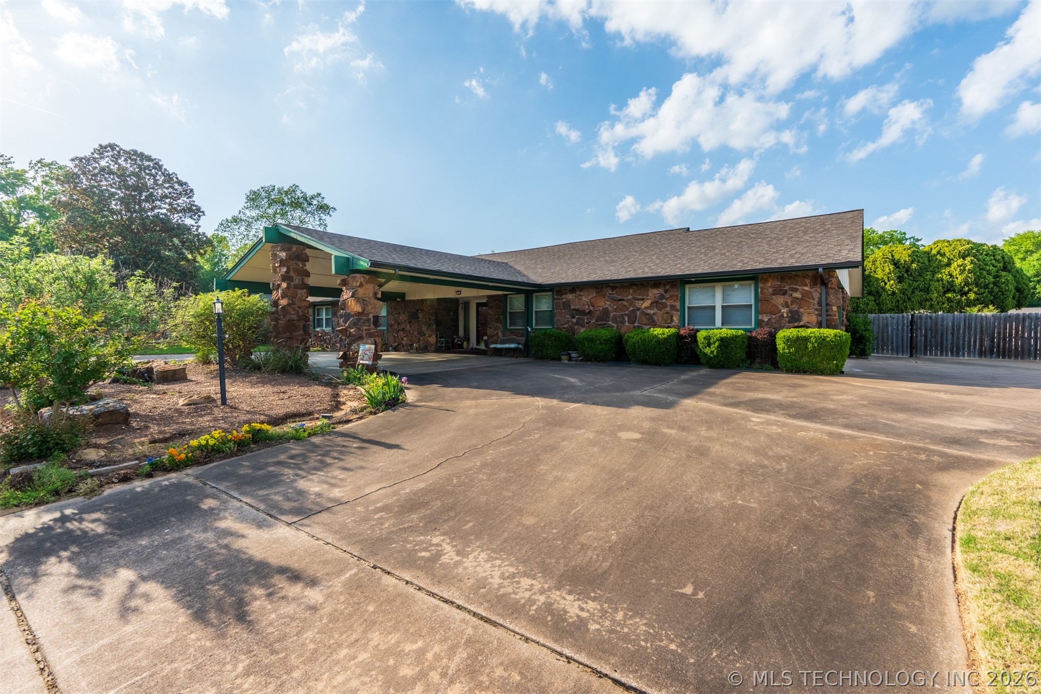 104 W Timberlane Court Broken Arrow OK 74011