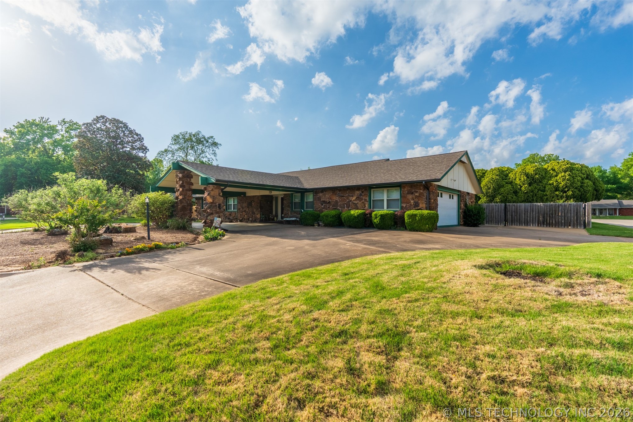 104 W Timberlane Court Broken Arrow OK 74011