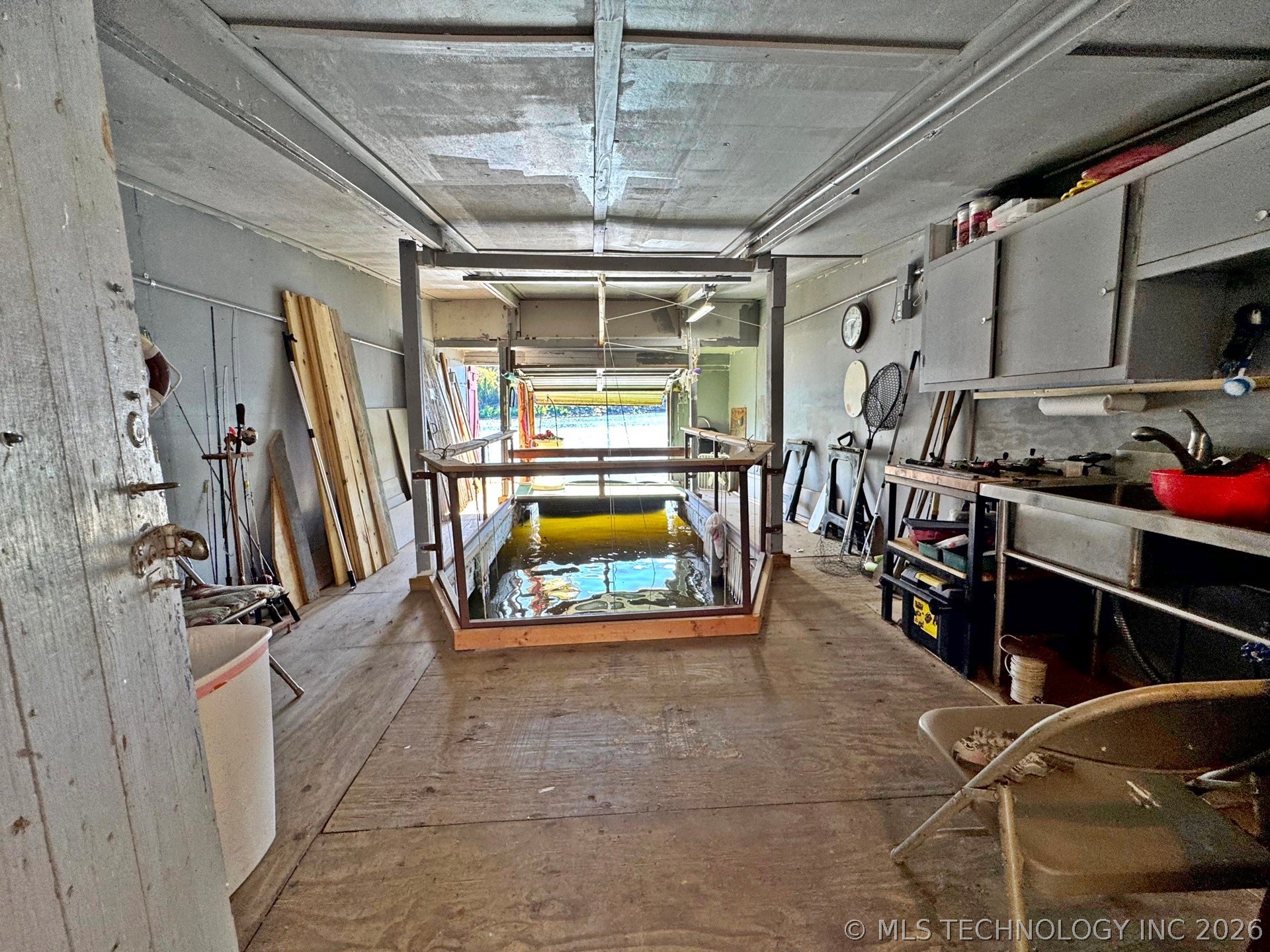 20005 Highway 80 Hulbert OK 74441
