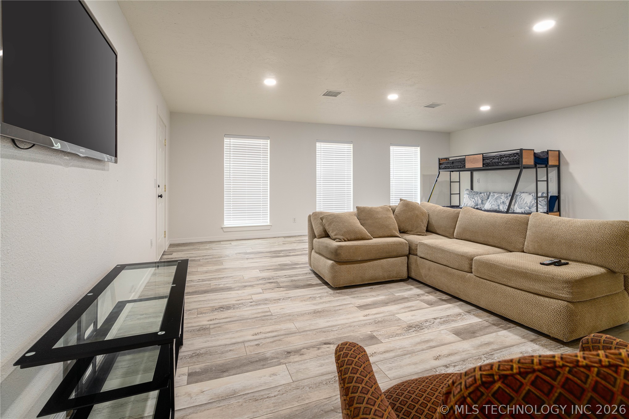 8775 Leonard Street Kingston OK 73439