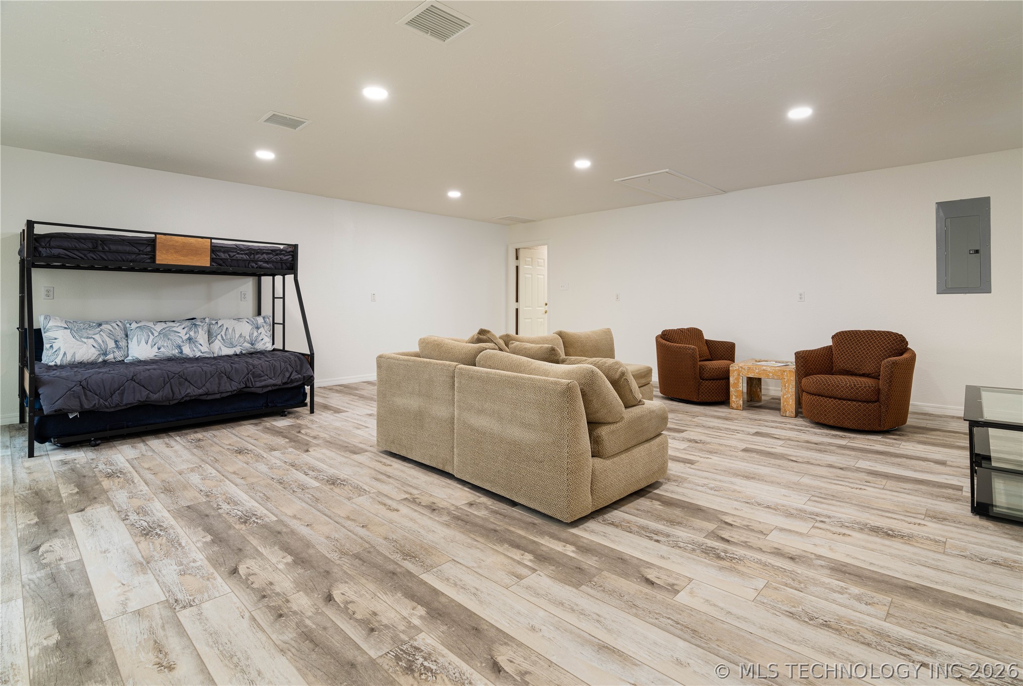8775 Leonard Street Kingston OK 73439