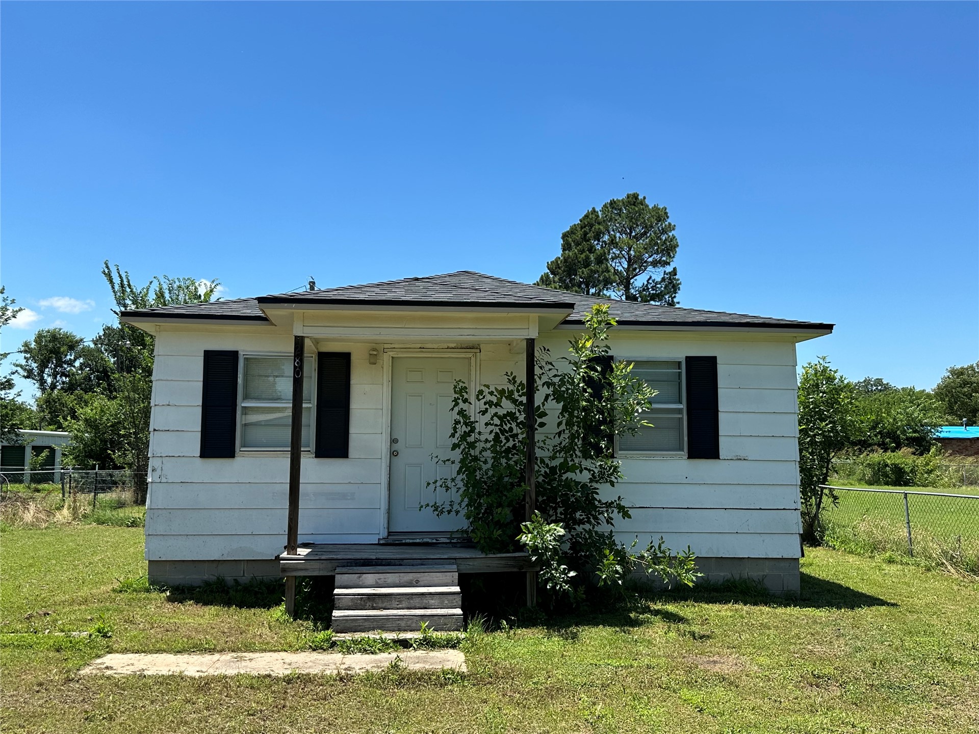 280 N Walnut Stratford OK 74872