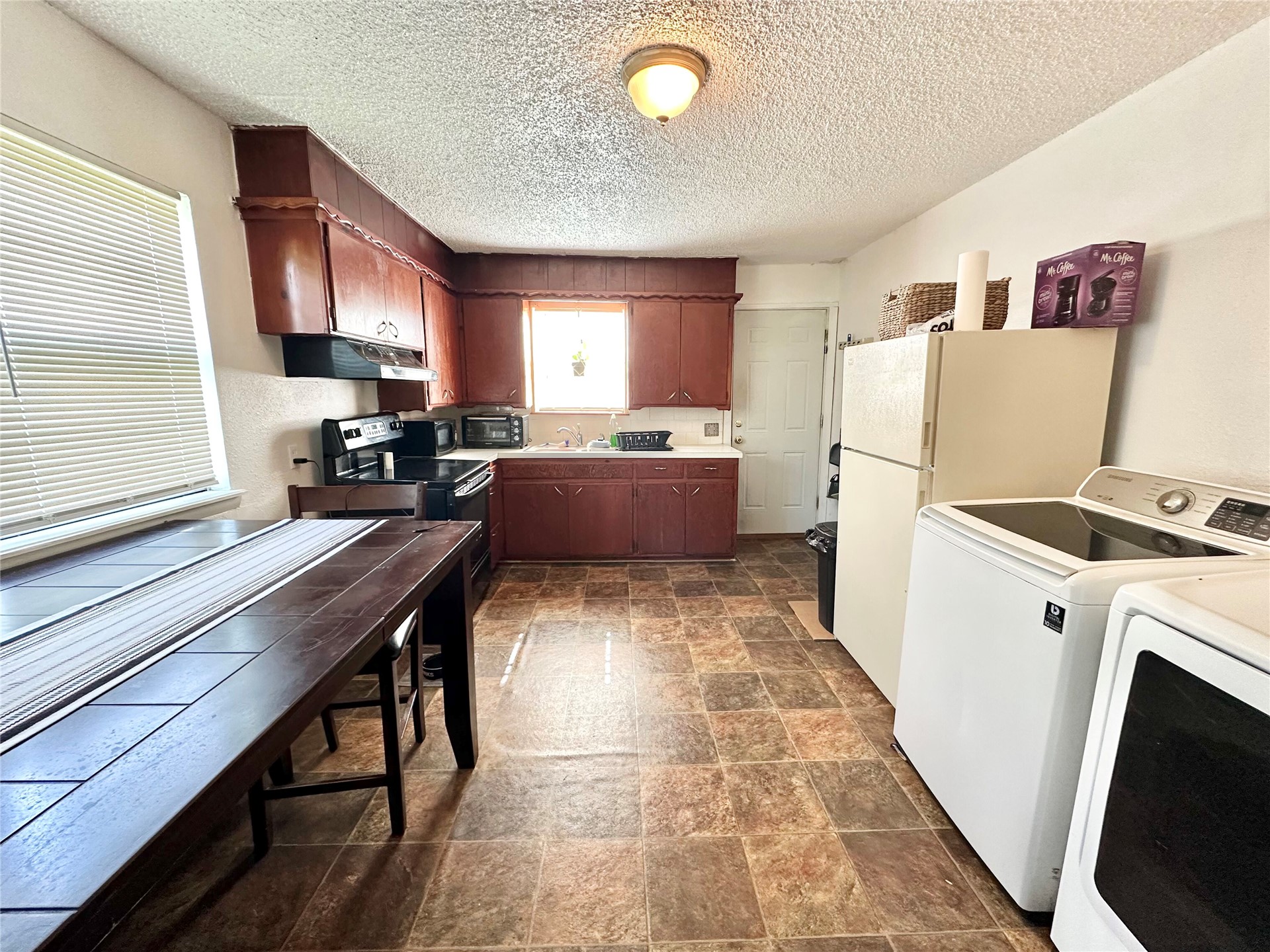 280 N Walnut Stratford OK 74872