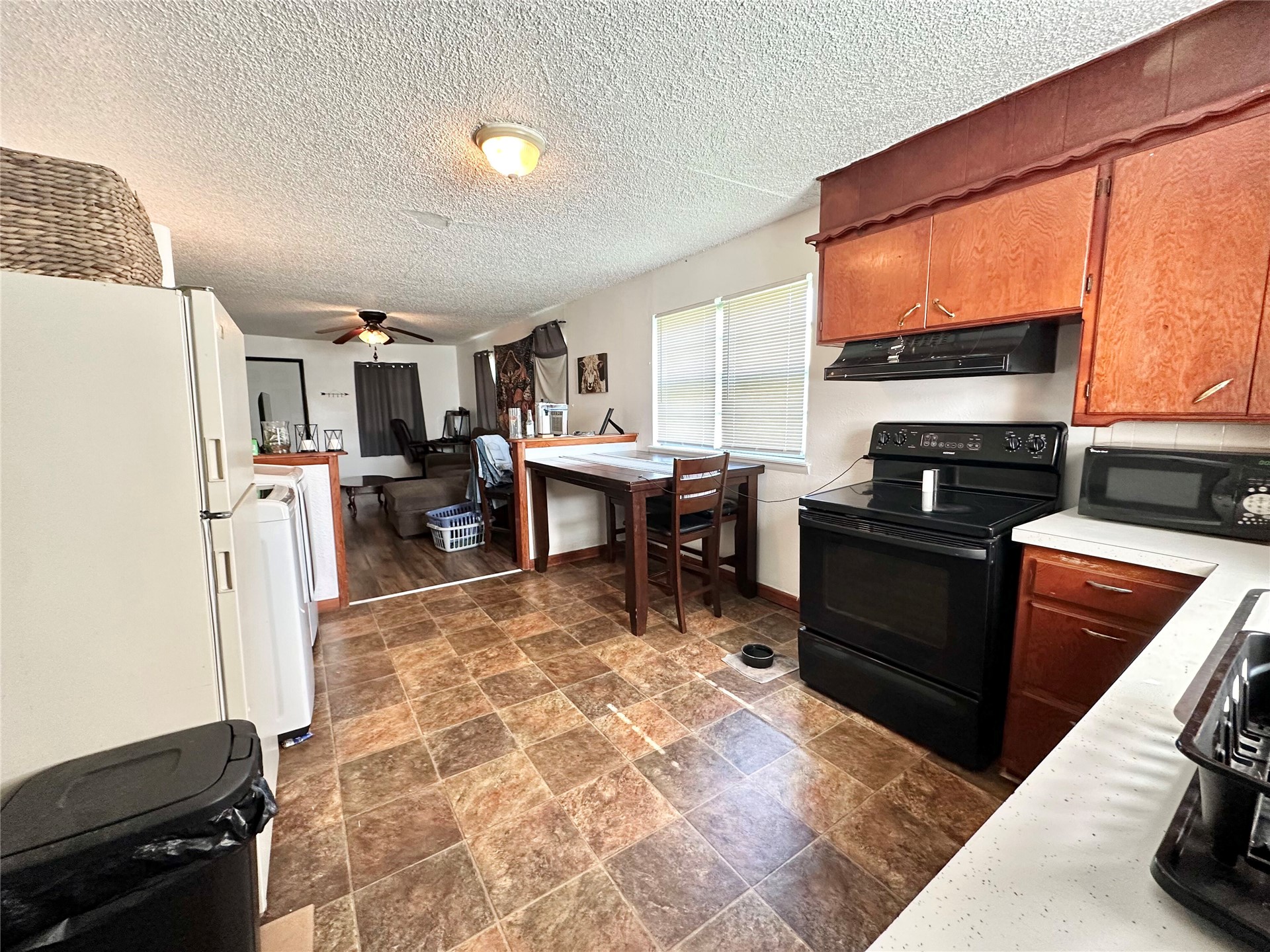 280 N Walnut Stratford OK 74872