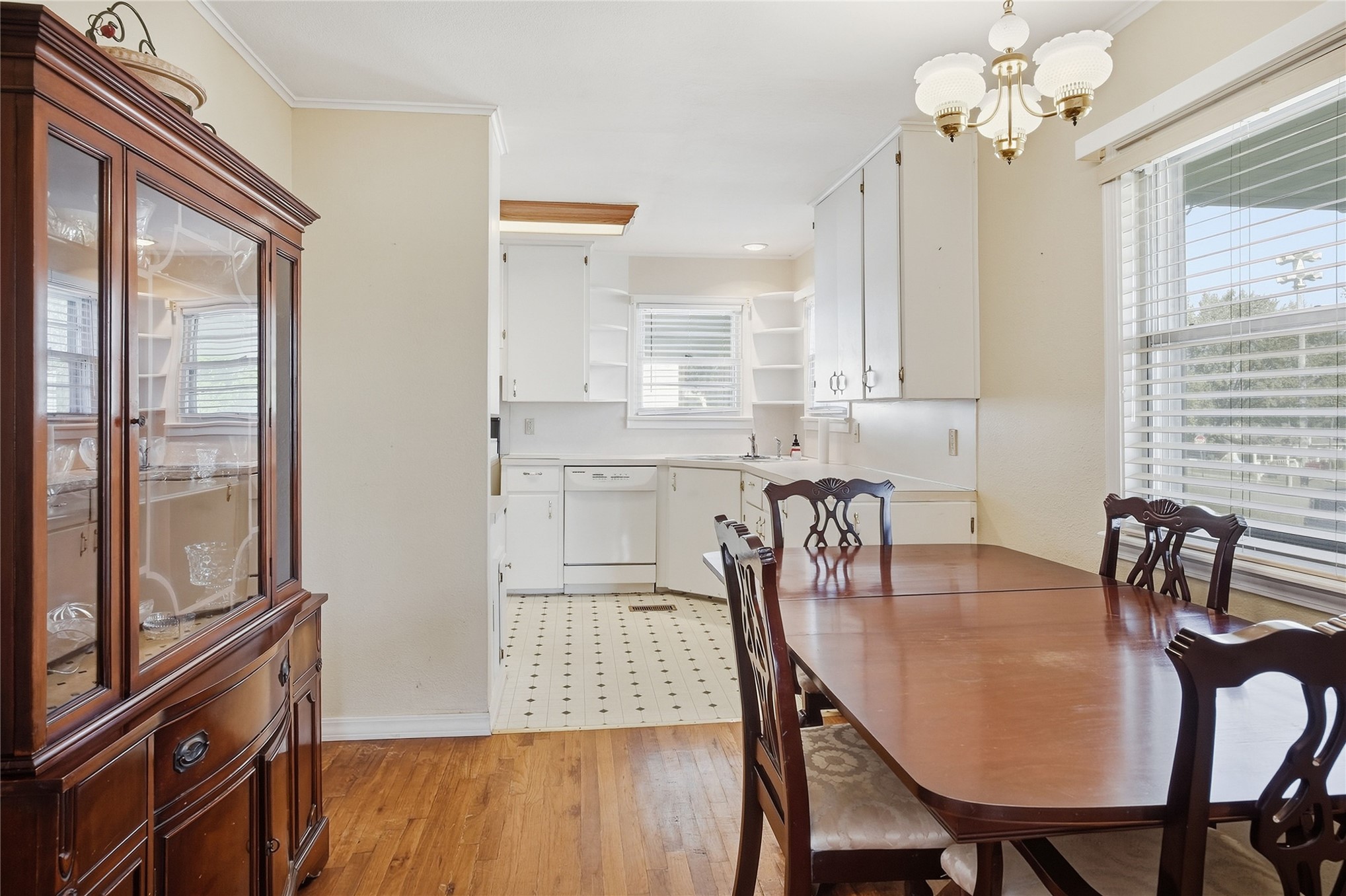 104 W Plum Stilwell OK 74960