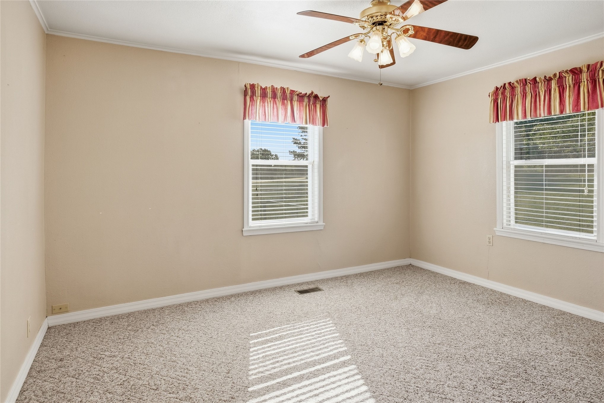 104 W Plum Stilwell OK 74960