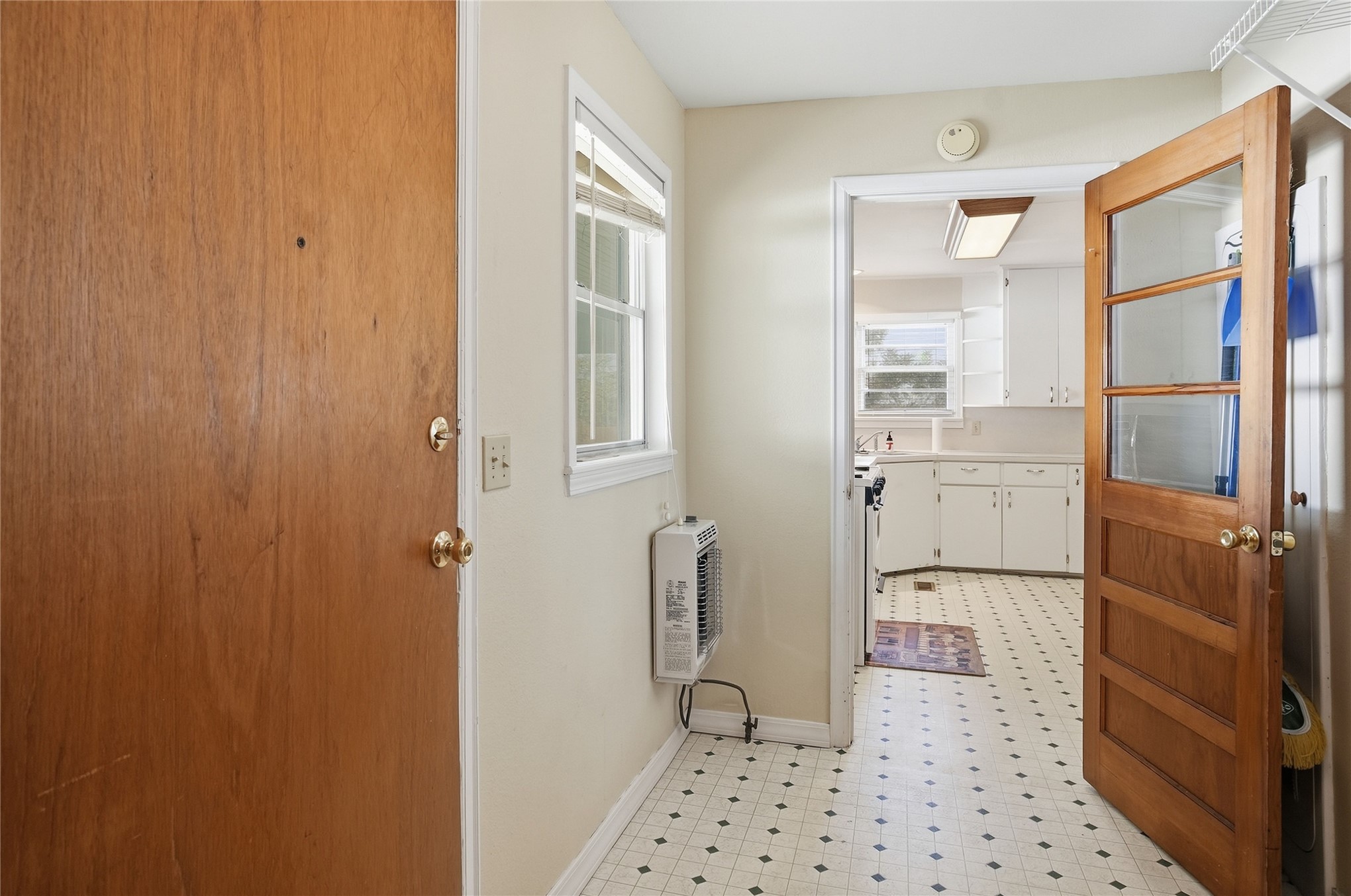 104 W Plum Stilwell OK 74960