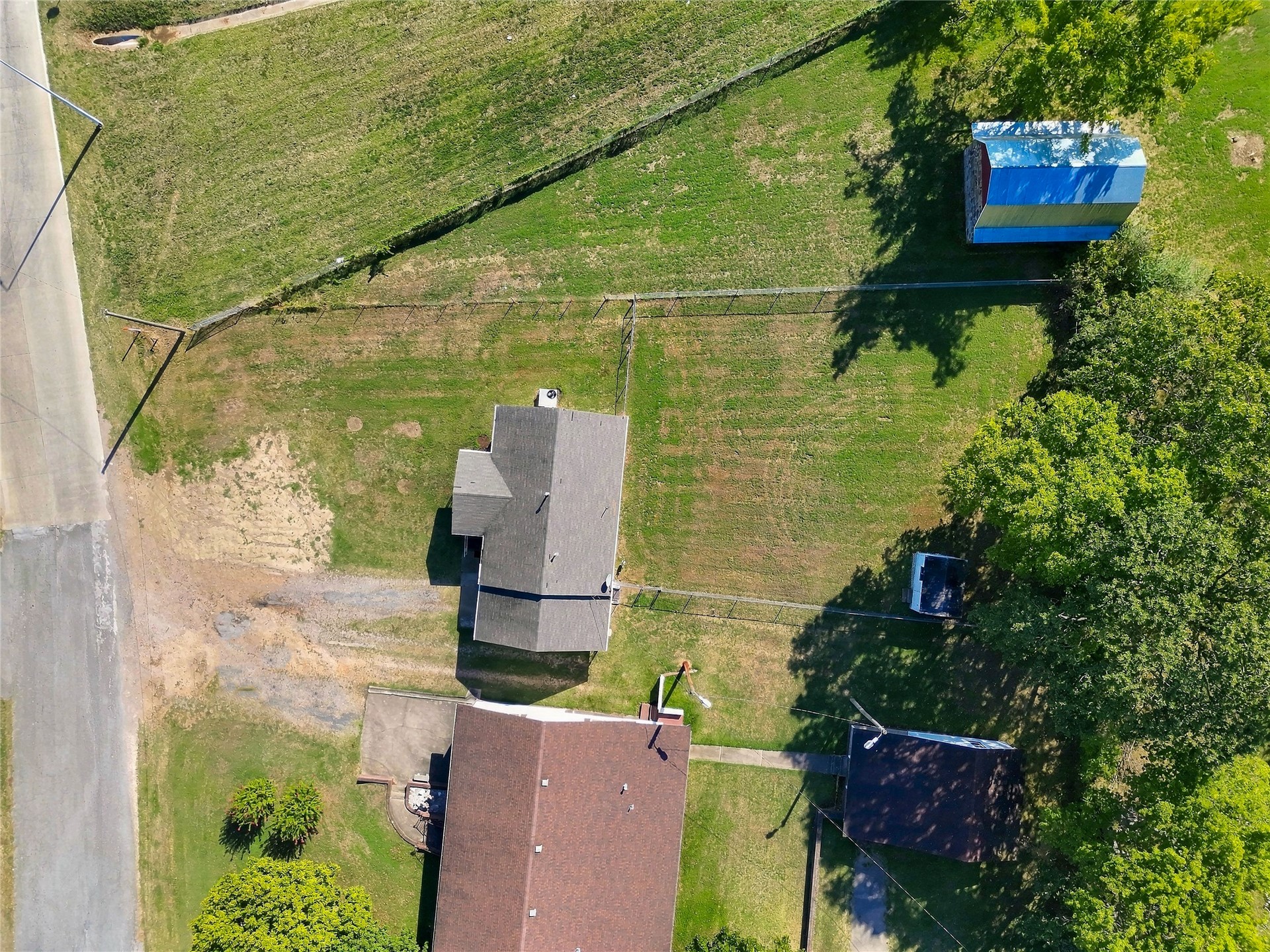 104 W Plum Stilwell OK 74960