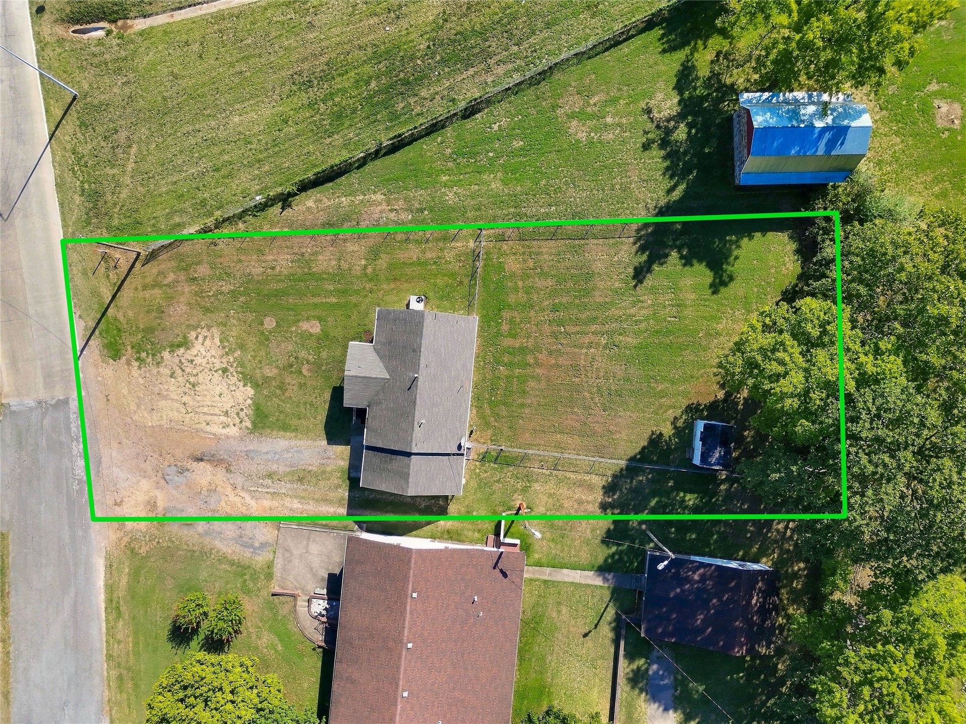 104 W Plum Stilwell OK 74960