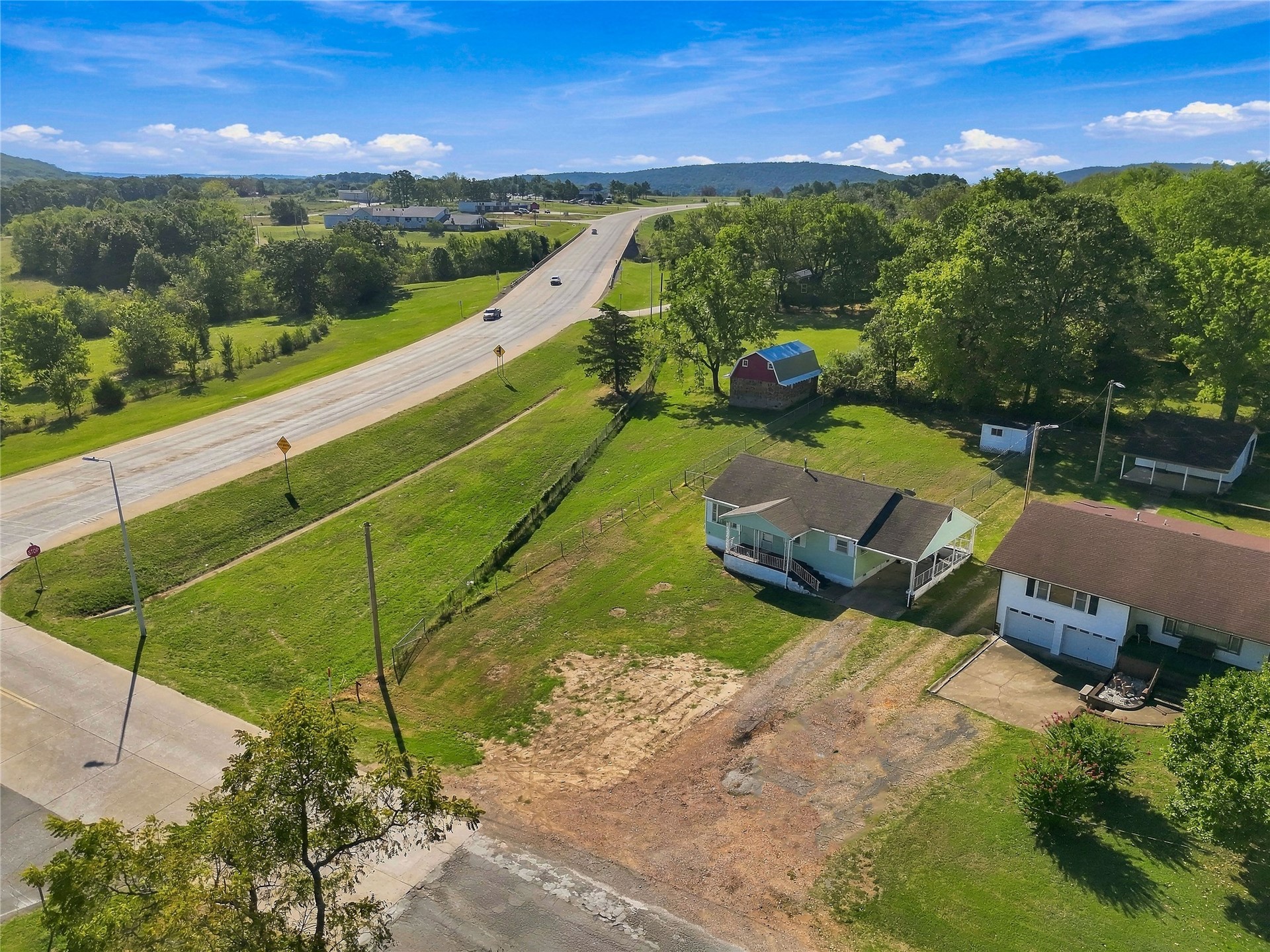 104 W Plum Stilwell OK 74960