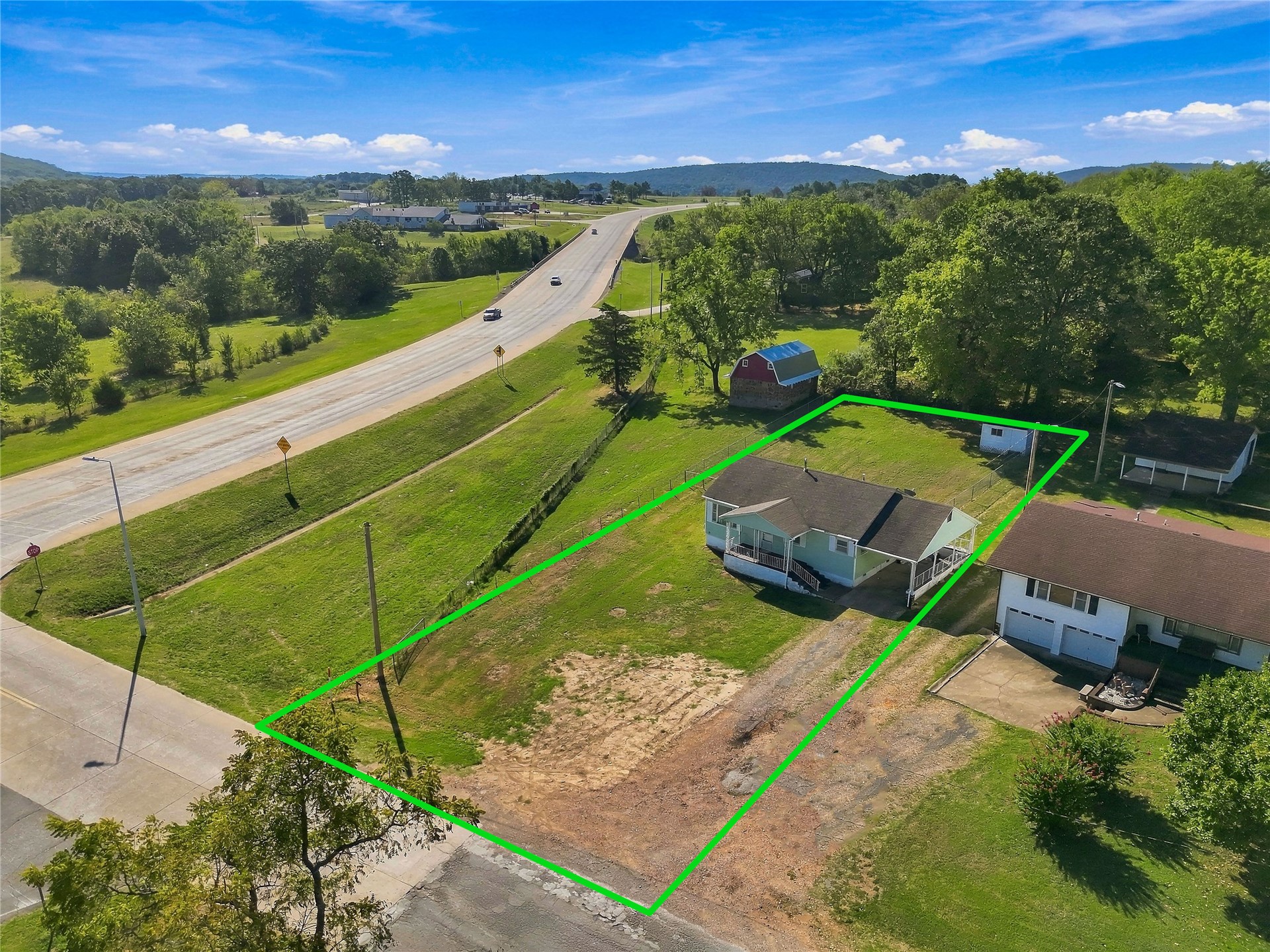 104 W Plum Stilwell OK 74960