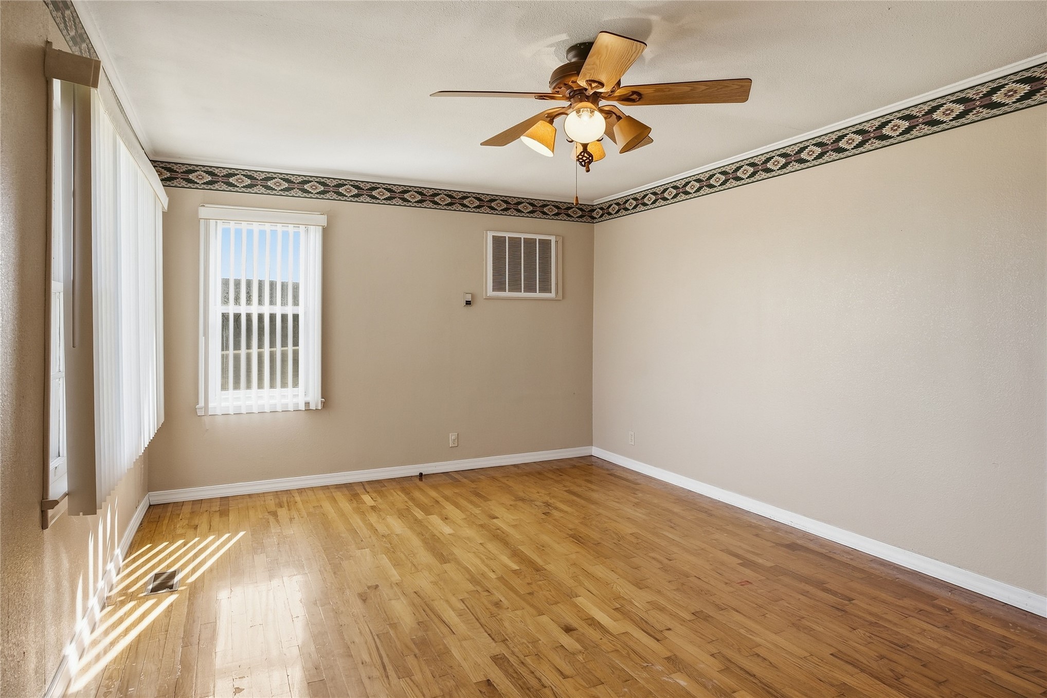 104 W Plum Stilwell OK 74960