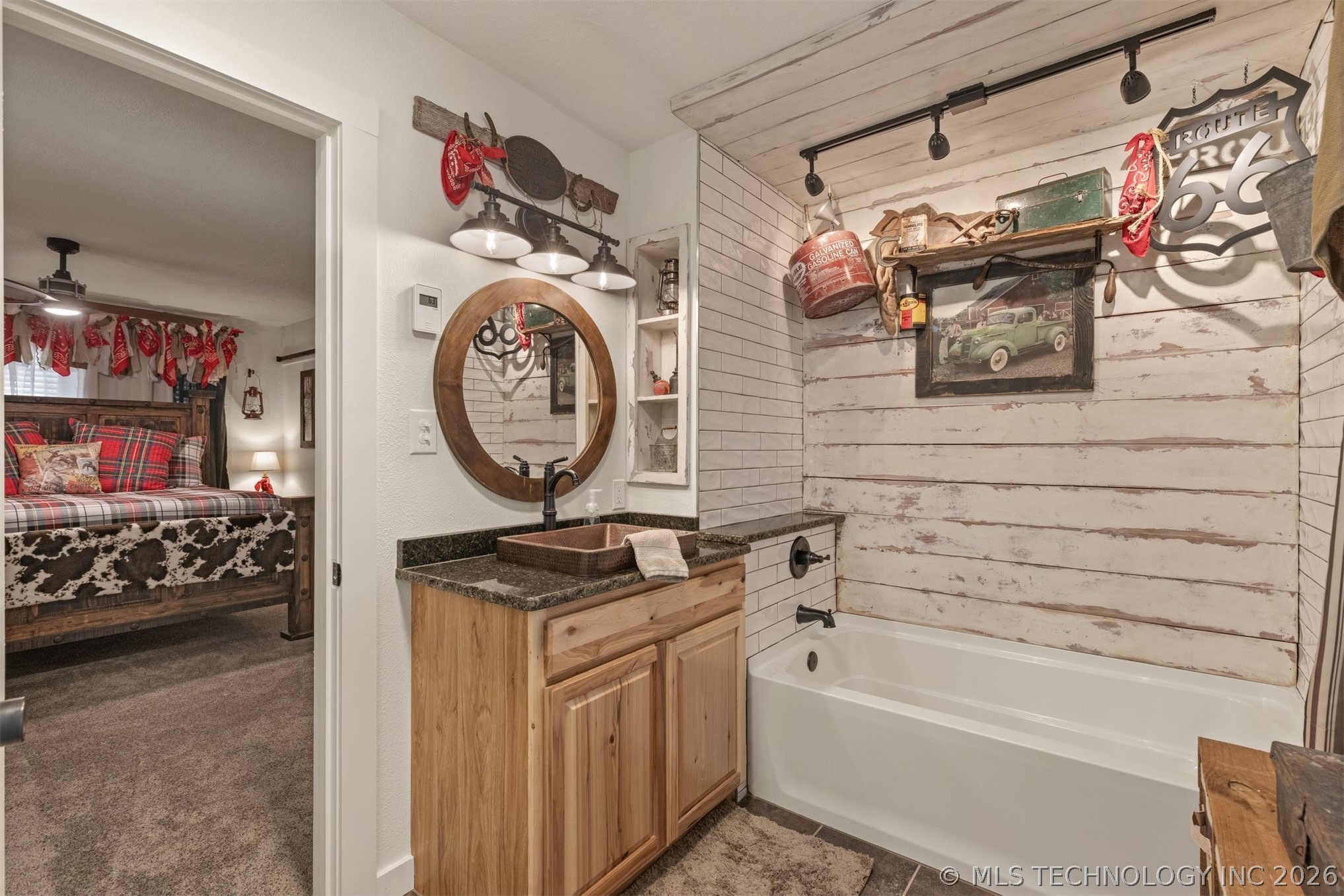 1019 N 7th Street Jay OK 74346