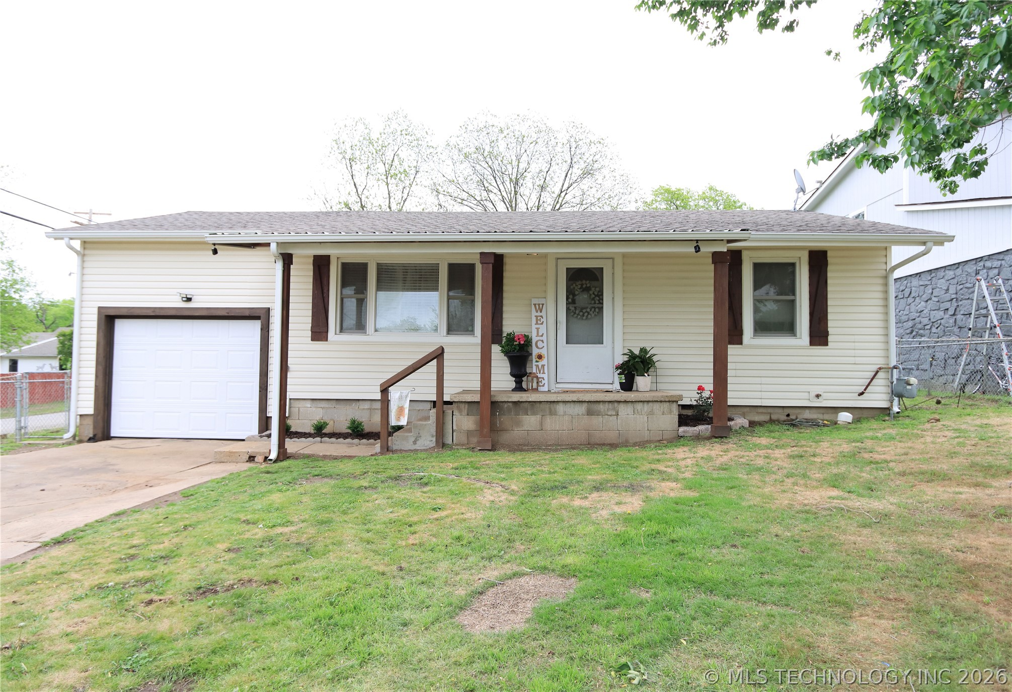 310 N Main Street Wagoner OK 74467