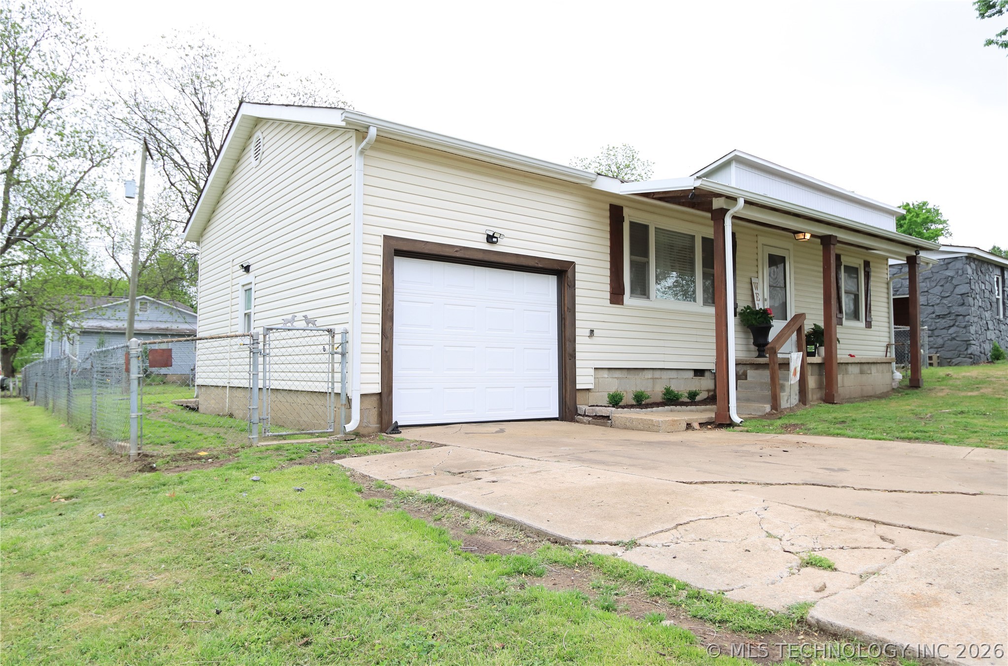 310 N Main Street Wagoner OK 74467