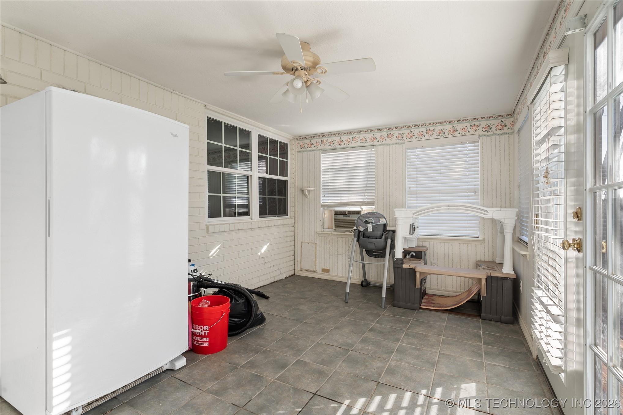1209 W Chickasha Sulphur OK 73086
