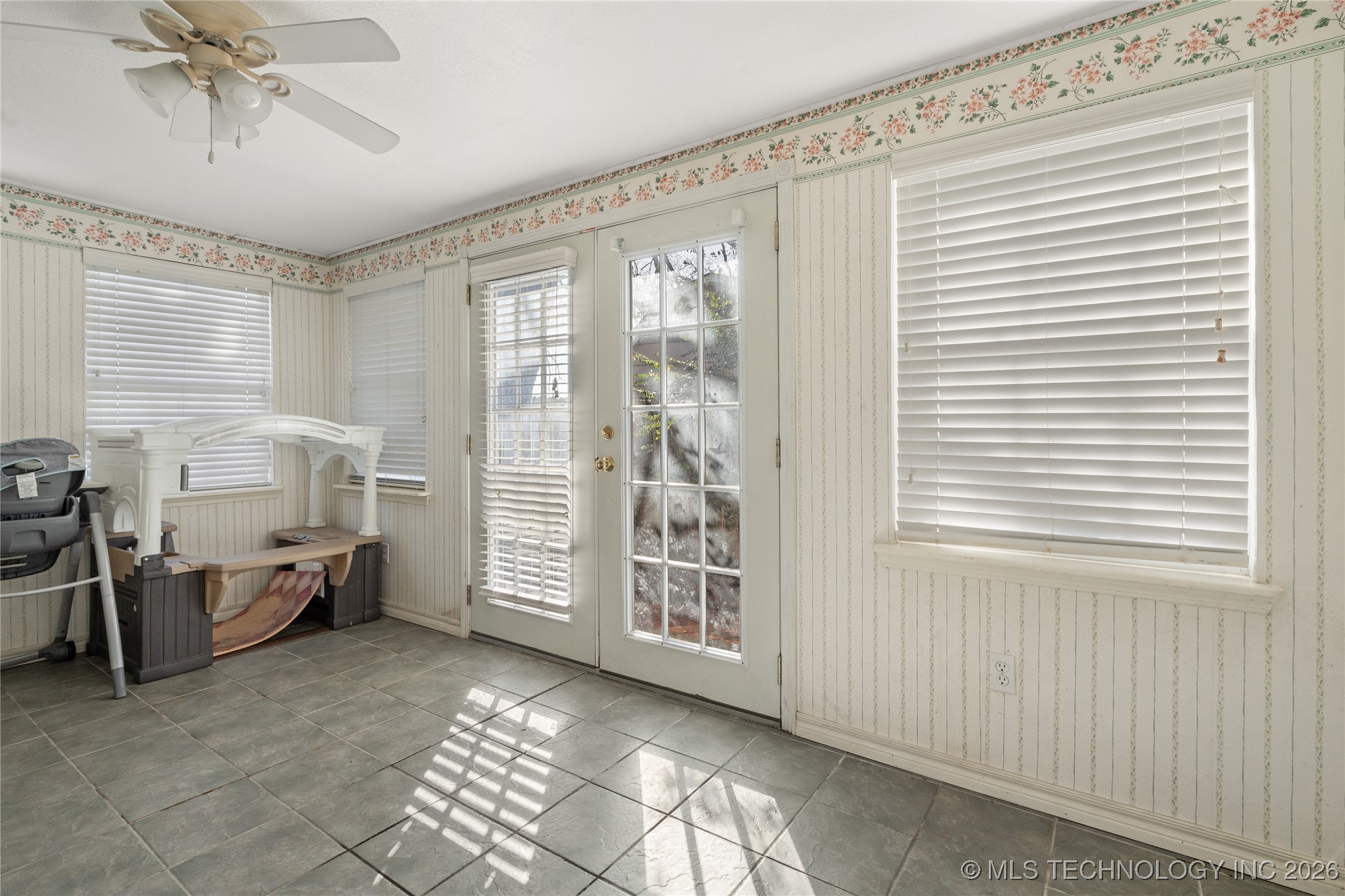 1209 W Chickasha Sulphur OK 73086