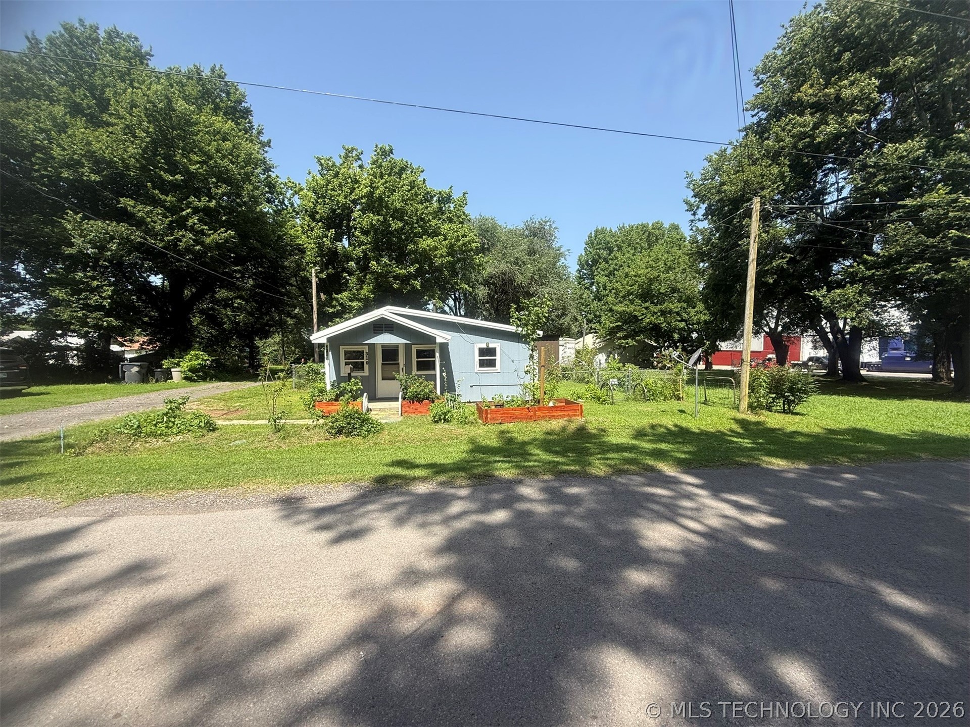 310 S Cherokee Stilwell OK 74960