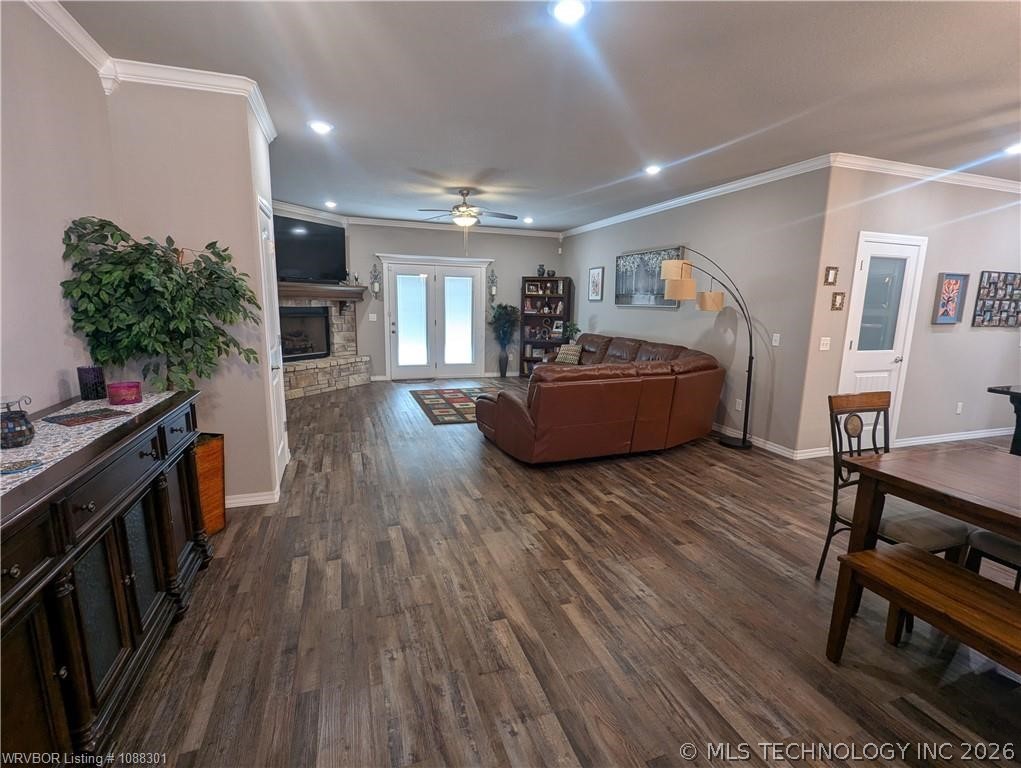 2035 Breckenridge Avenue Sallisaw OK 74955