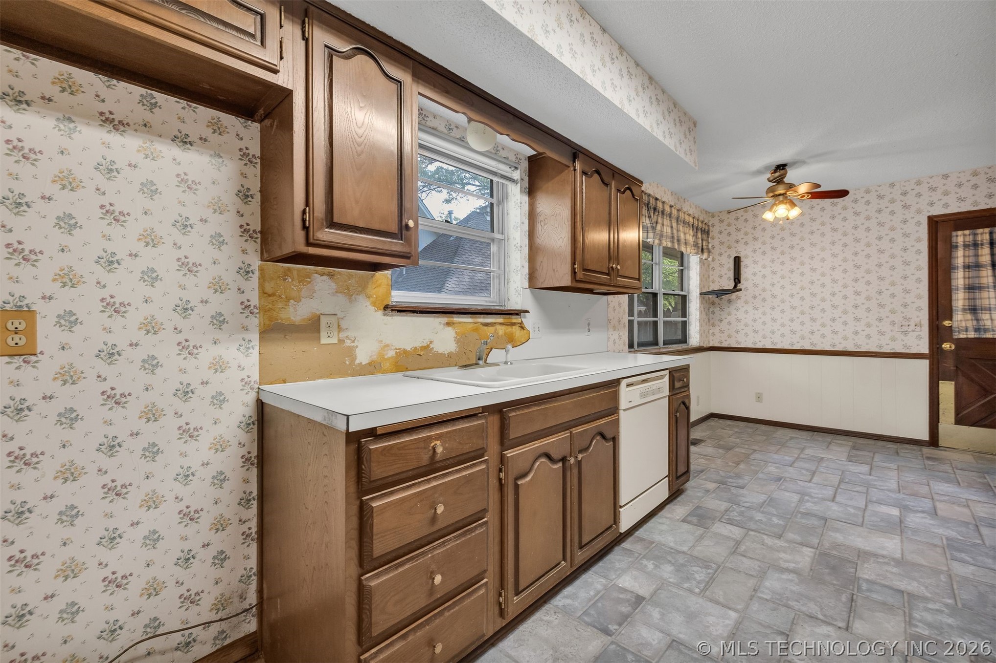 6350 S 72nd Eastavenue Tulsa OK 74133