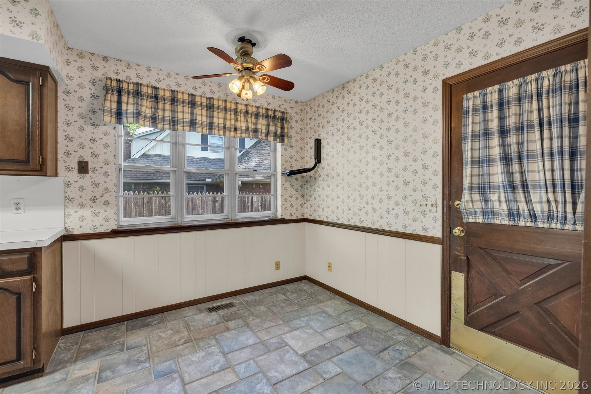 6350 S 72nd Eastavenue Tulsa OK 74133
