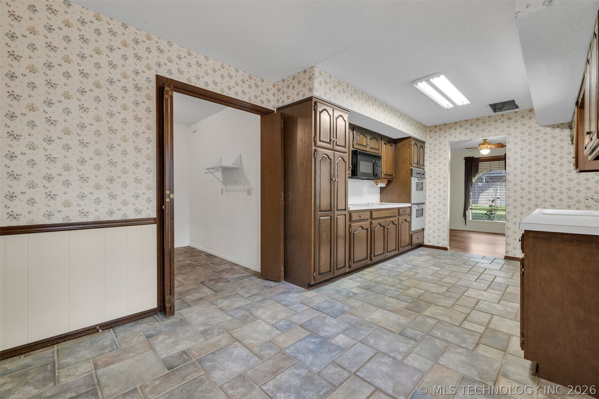 6350 S 72nd Eastavenue Tulsa OK 74133