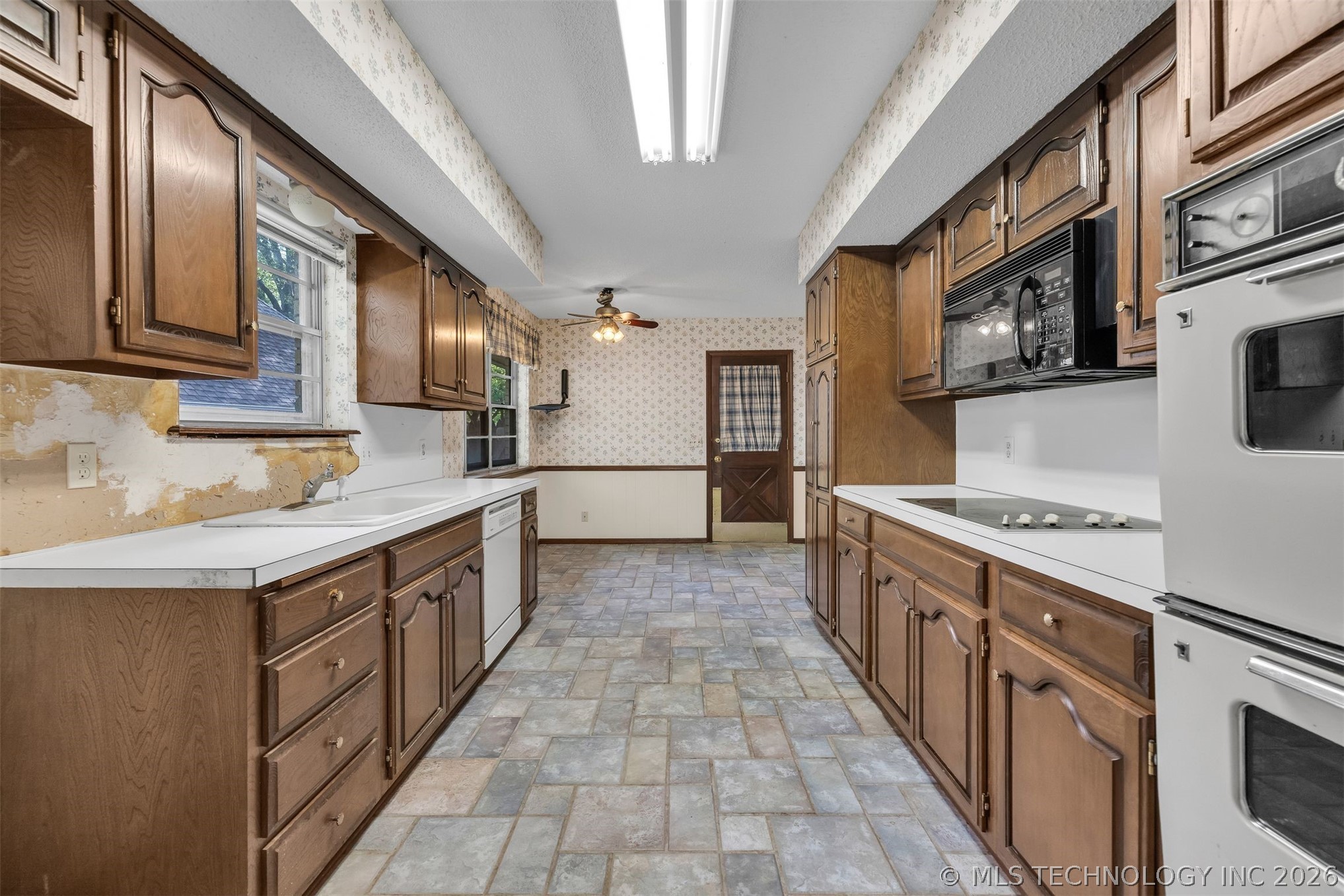 6350 S 72nd Eastavenue Tulsa OK 74133