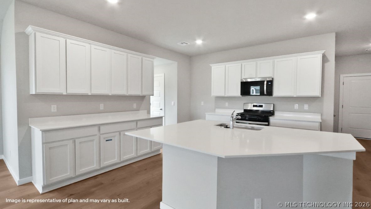 2204 E Toledo Street Broken Arrow OK 74011