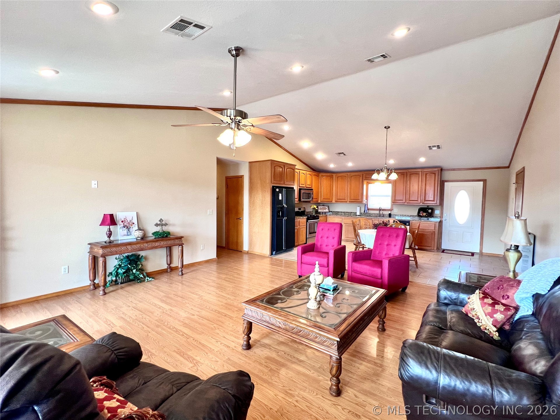 354 Rock Creek Drive Canadian OK 74432