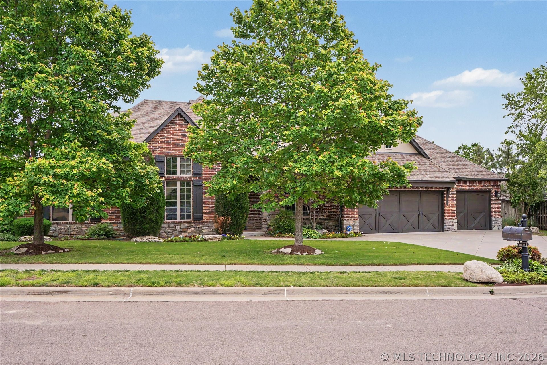 10913 S 77th Eastplace Tulsa OK 74133
