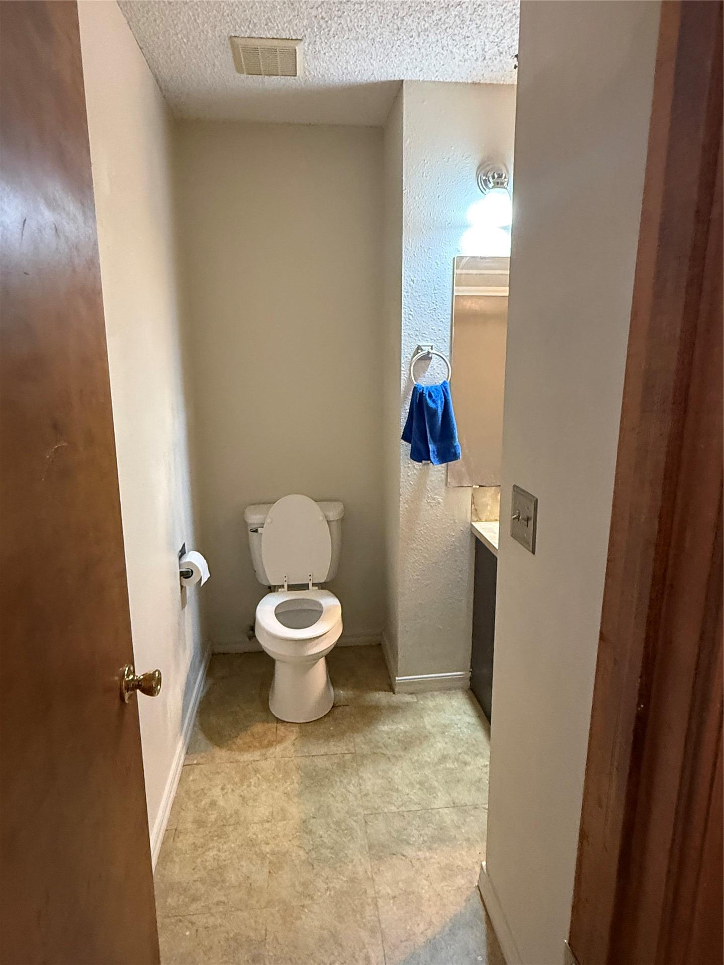 2304 E Fieldstone Street Okmulgee OK 74447