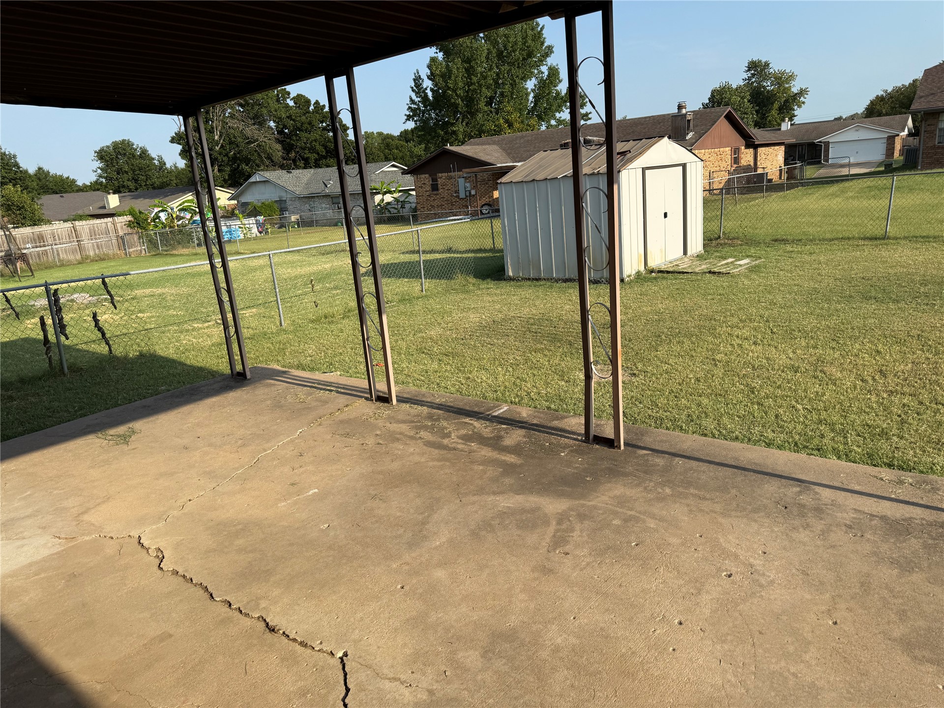 2304 E Fieldstone Street Okmulgee OK 74447