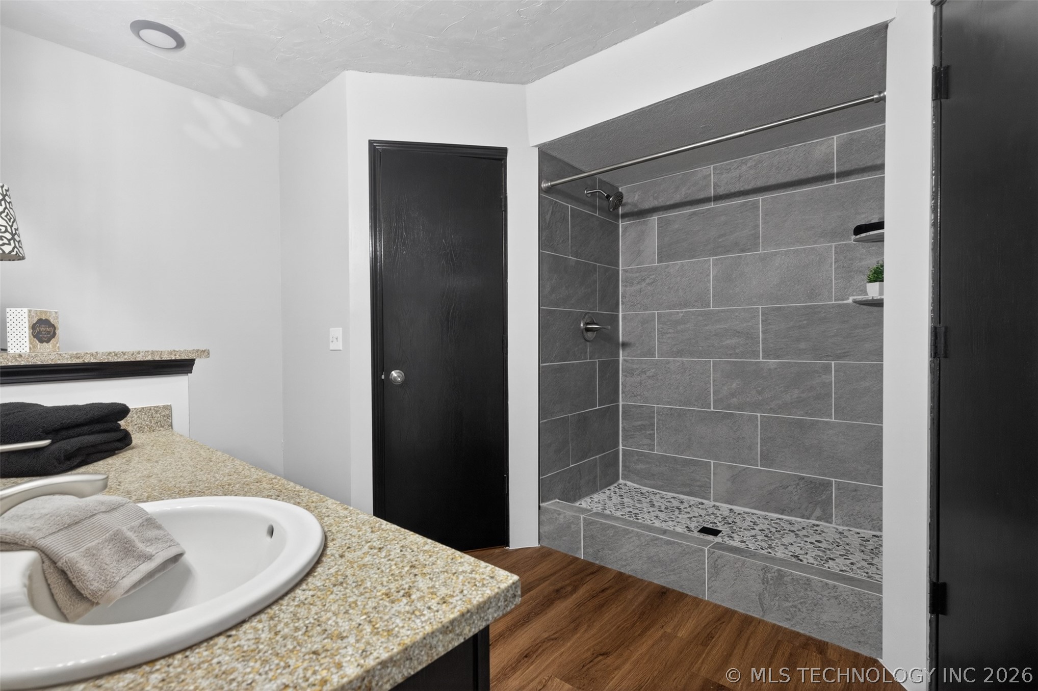 1259 N Peninsula Drive Cleveland OK 74020