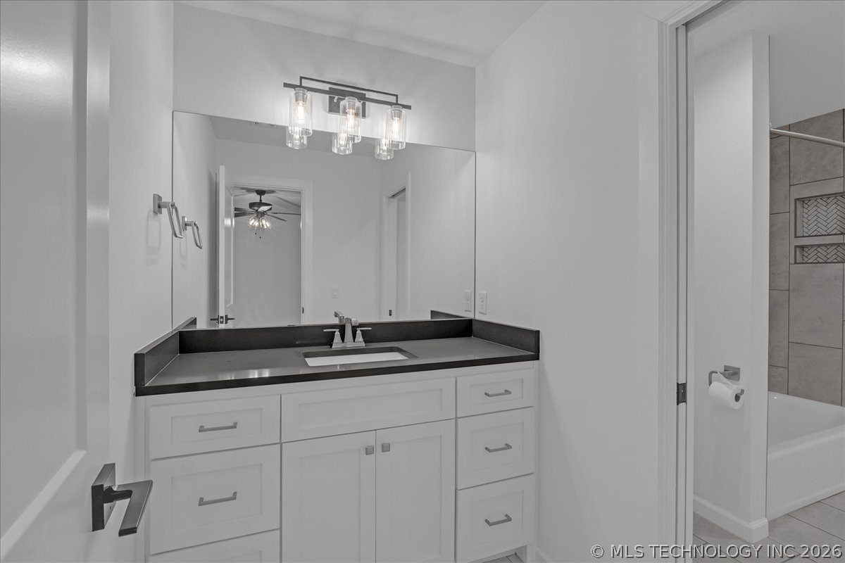4011 W Albuquerque Street Broken Arrow OK 74011