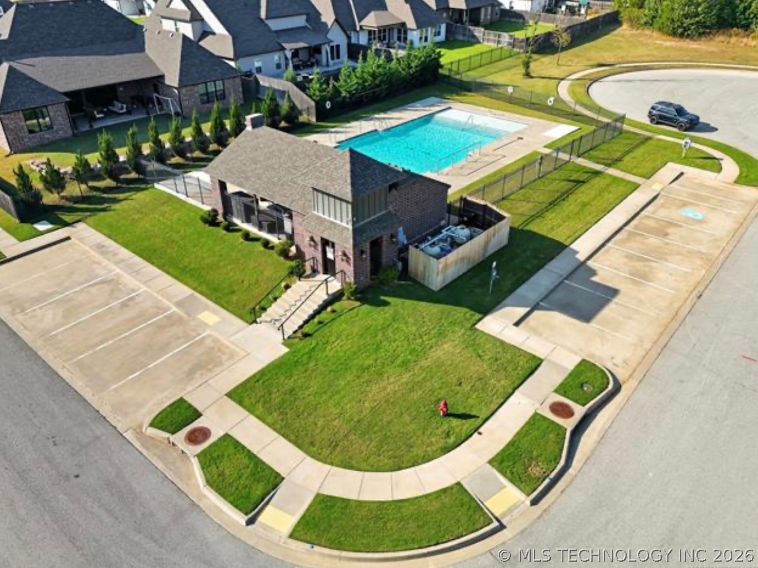 4011 W Albuquerque Street Broken Arrow OK 74011